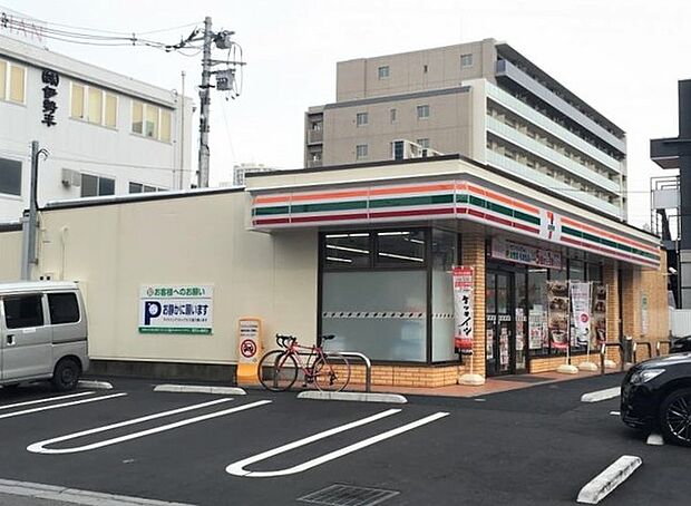 セブンイレブン川口原町店まで136m