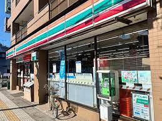 セブンイレブン川口芝2丁目店まで395m