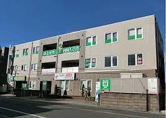 はとがや緑内科クリニックまで675m