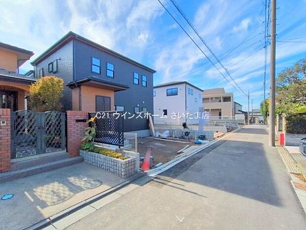 前面道路は幅員約4m道路。静かで落ち着いた住宅街です!