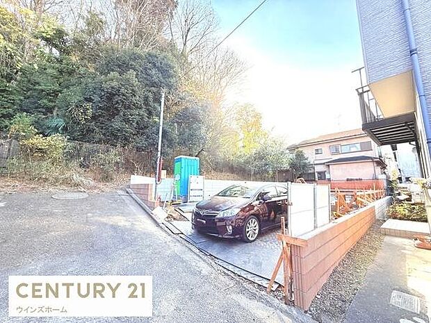 北東側は幅員4m。静かな住宅街です!