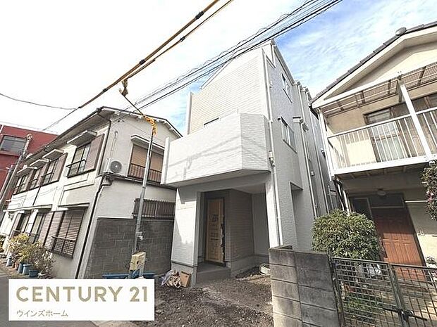 買い物施設が多数揃い、大変便利な周辺環境です!