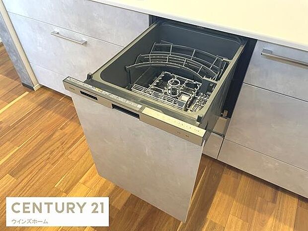 家事の時短に嬉しいビルトイン食洗機付き!忙しい毎日をサポートする頼れる設備です。