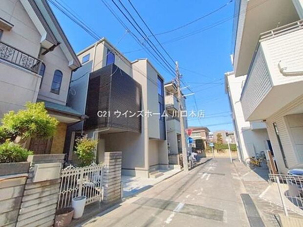 前面道路は東側4m!車通りの少ない閑静な住宅地。