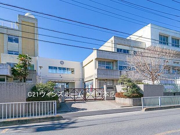 川口市立戸塚東小学校まで150m