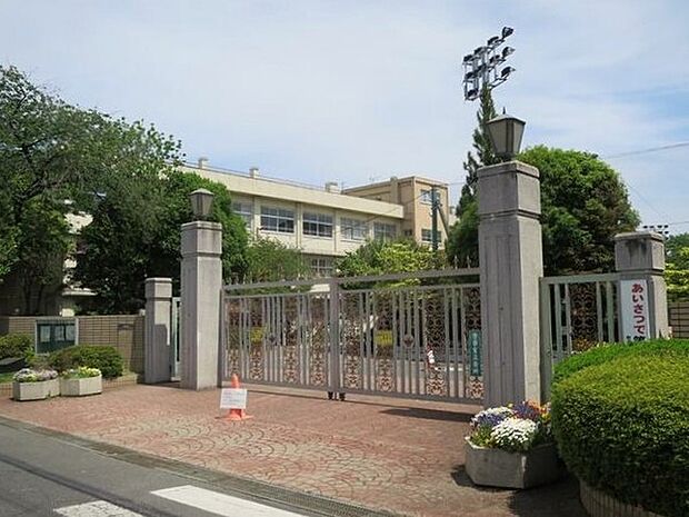 さいたま市立北浦和小学校まで436m