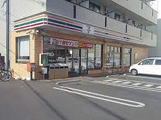 セブンイレブン浦和白幡6丁目店まで230m