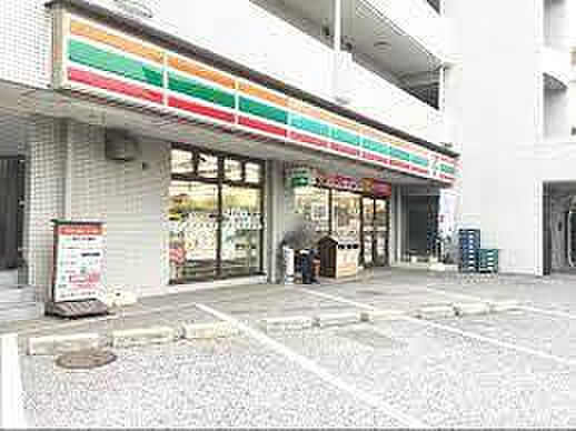 セブンイレブン川口東領家店まで370m