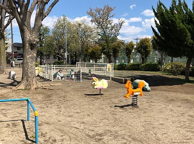 弥平1丁目公園まで160m