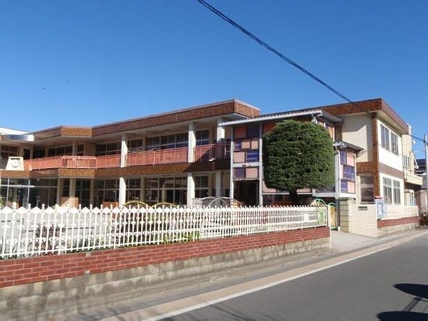 戸田東幼稚園まで740m