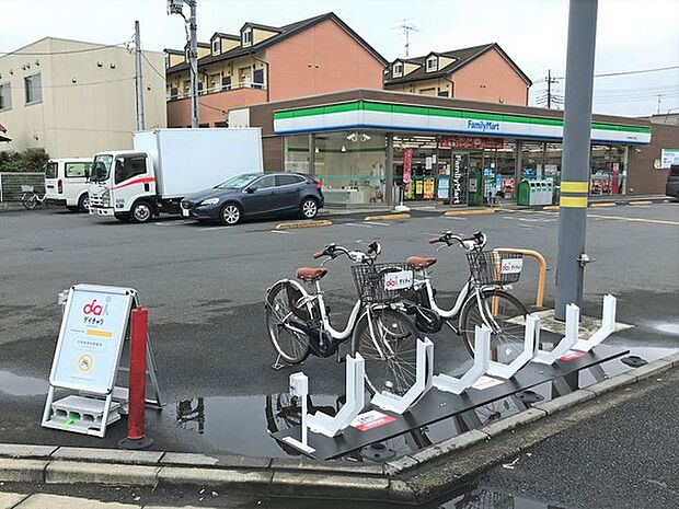 ファミリーマート川口青木町公園前店まで366m