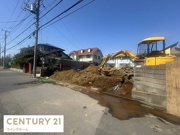 前面道路は南側幅員約7.5ｍ。陽光溢れる立地！