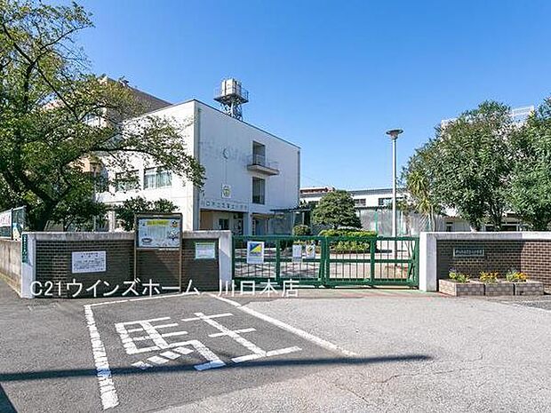 川口市立芝南小学校まで130m