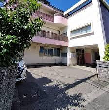 路川内科医院まで80m