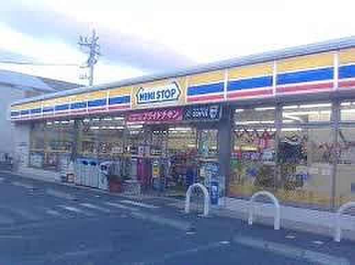 ミニストップ川口江戸店まで434m