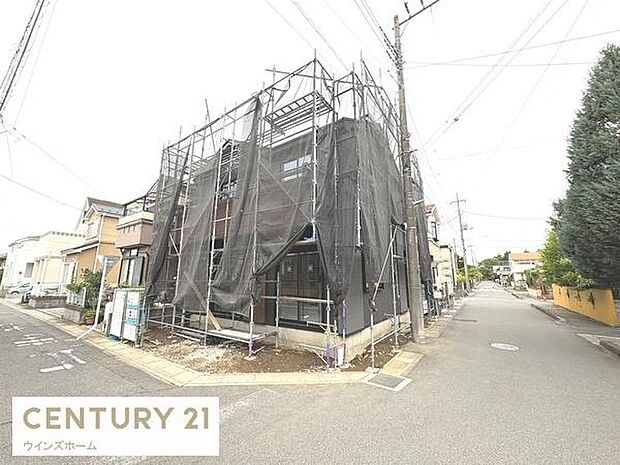 前面道路北側4ｍ、東側4.6ｍのゆとりある角地！陽当たり＆風通し良好。閑静な住宅地。