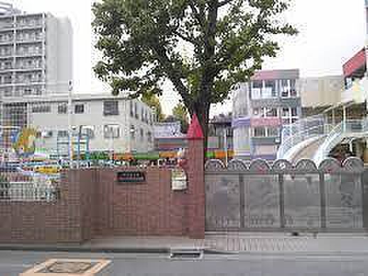 川口ふたばこども園まで585m