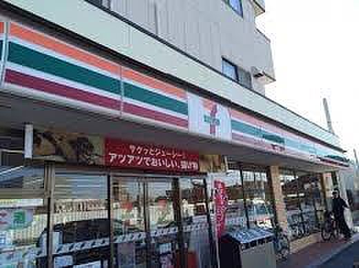 セブンイレブンさいたま北袋町2丁目店まで400m