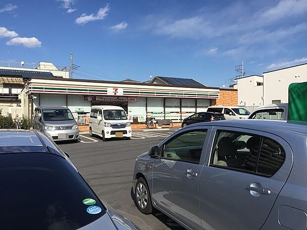 セブンイレブン戸田喜沢1丁目店まで320m