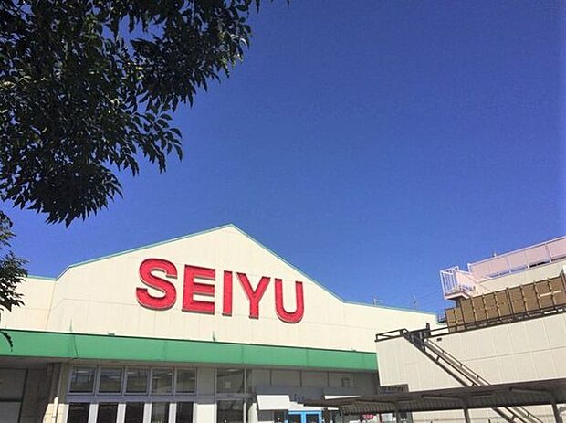 西友中浦和店まで537m