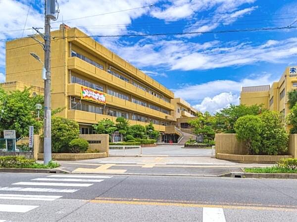 越谷市立中央中学校まで400m