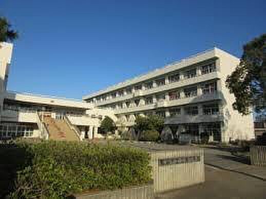 越谷市立北陽中学校まで1200m