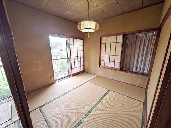 ※AI加工で家財道具を消しています