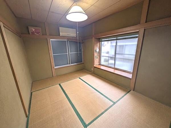 ※AI加工で家財道具を消しています