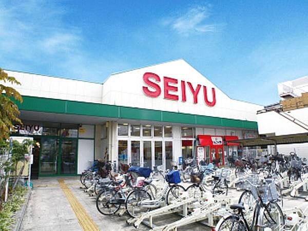 西友中浦和店まで600m