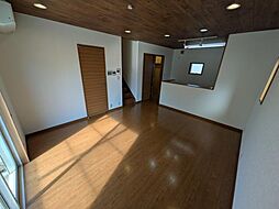 オーナチェンジ・シーサイド佐土原太陽光付戸建 3LDKのリビング/ダイニング