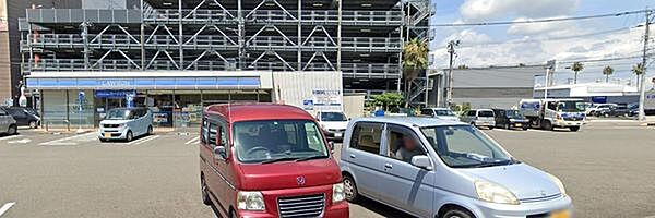 ローソン宮崎大淀四丁目店まで669m