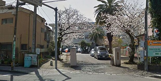 宮崎市立江平小学校まで913m