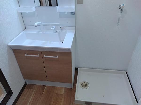 洗面台新調済