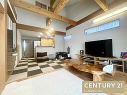 佐土原町築浅中古住宅　ゴルフライフを満喫できる環境です