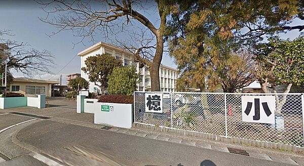 宮崎市立檍小学校まで451m