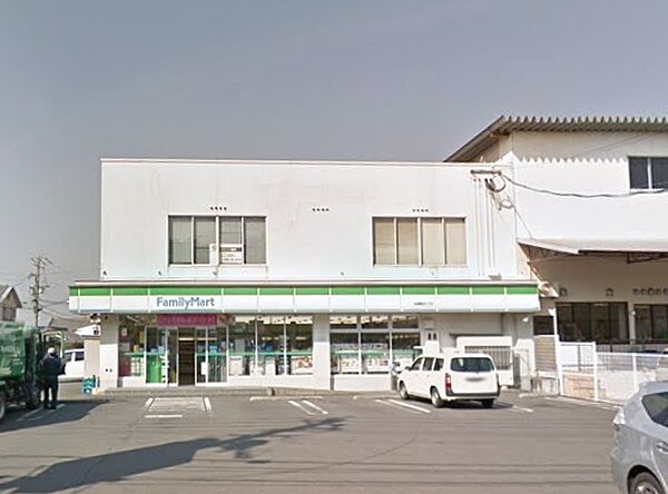 ファミリーマート宮崎霧島四丁目店まで1091m