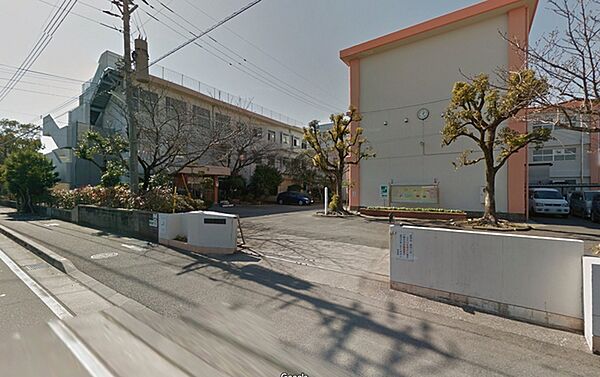 宮崎市立潮見小学校まで1141m