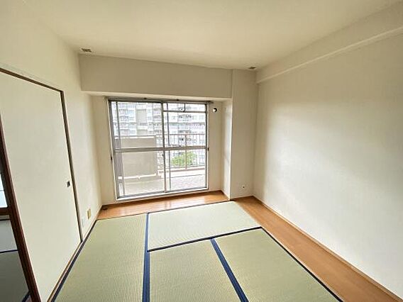 和室のお部屋で...