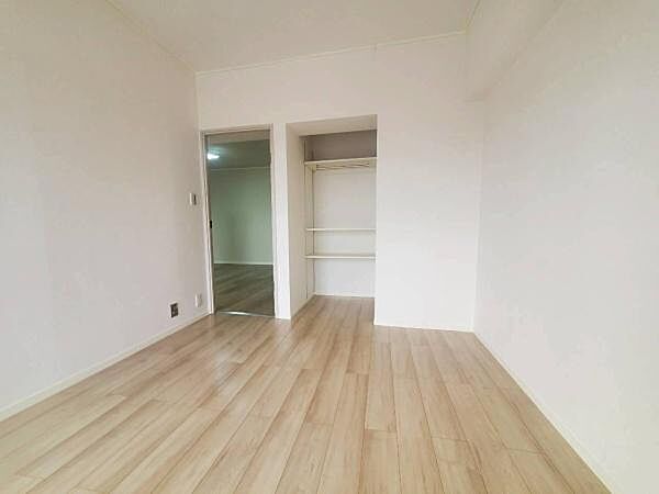 洋室のお部屋です！