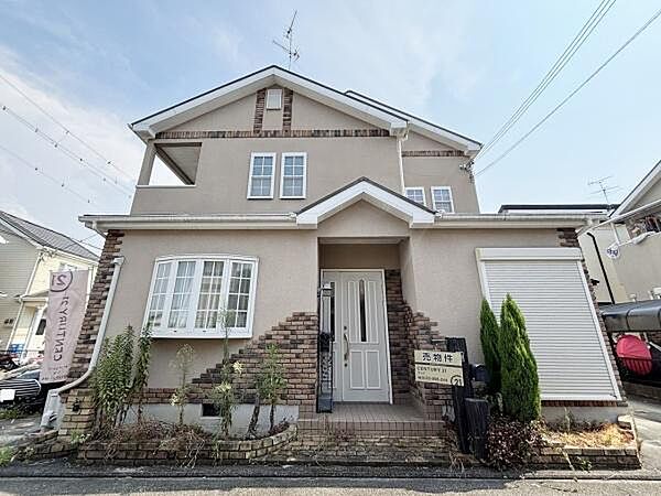 外観：327002136015