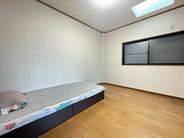 洋室のお部屋です！