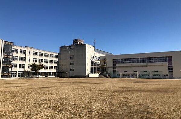 羽曳野市立河原城中学校まで1440m