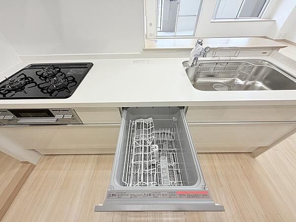 食洗機付きシステムキッチン！