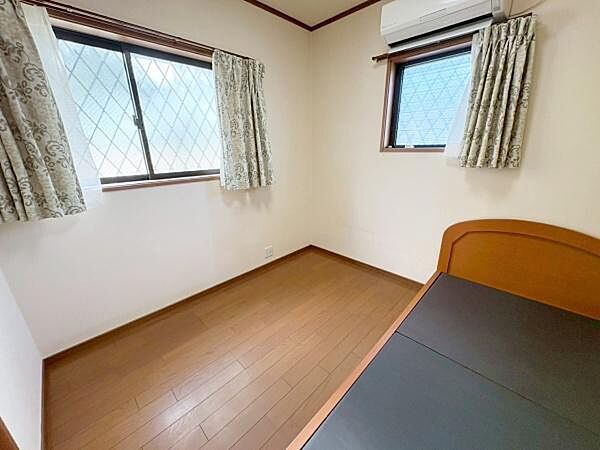 洋室のお部屋です！