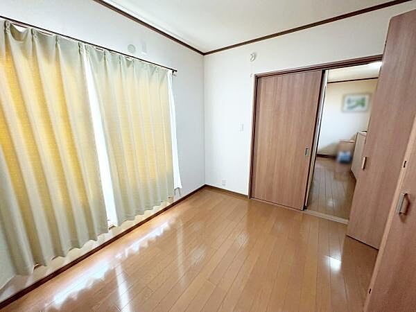 収納のある洋室です！