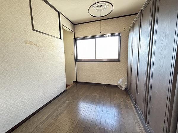 洋室のお部屋です！