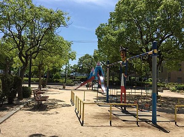 平野公園まで284m
