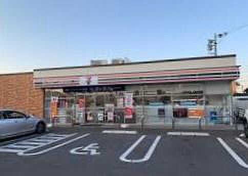 セブンイレブン大阪加美東2丁目店まで396m