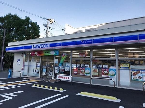 ローソン港区市岡一丁目店まで478m