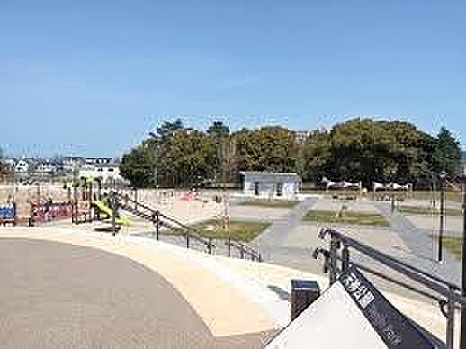 天神公園まで1149m